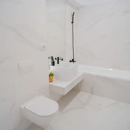Apartment Park Panorama - 1br With Scenic Views Bucharest