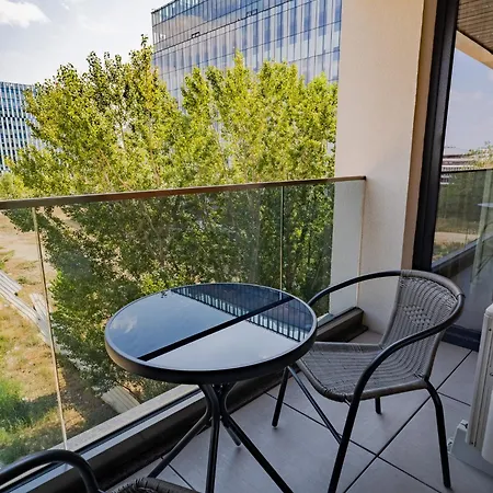 Park Panorama - 1br With Scenic Views Bucharest